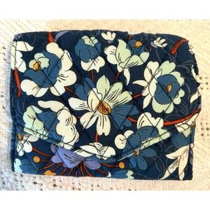 Vera Bradley Modern Floral Blue Small Trifold  Wallet Daisy